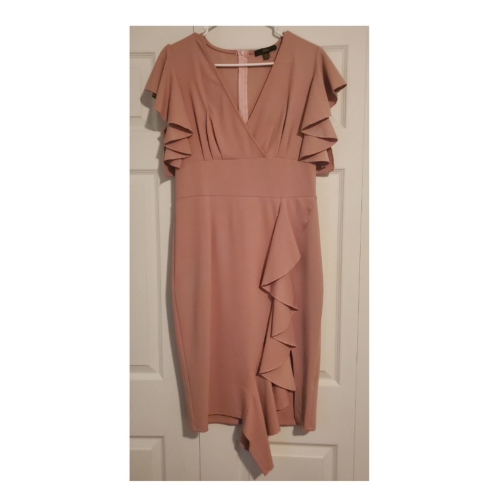 Knitee , Blush color dress, size large.